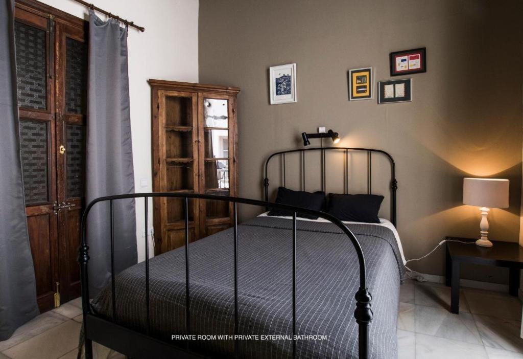 Casa Caracol Hostel Cadiz Bagian luar foto